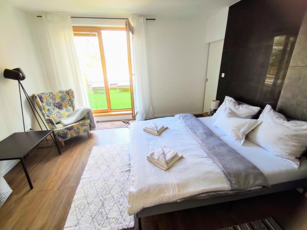 Loggia Park & Free Parking Apartment *