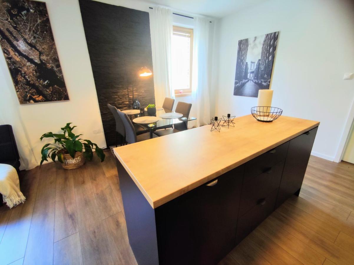 Loggia Park & Free Parking * Zilina