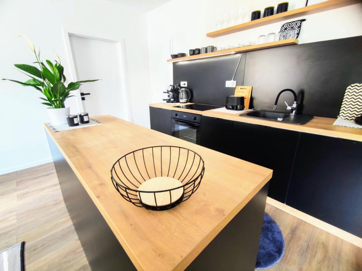 Apartment Loggia Park & Free Parking Zilina
