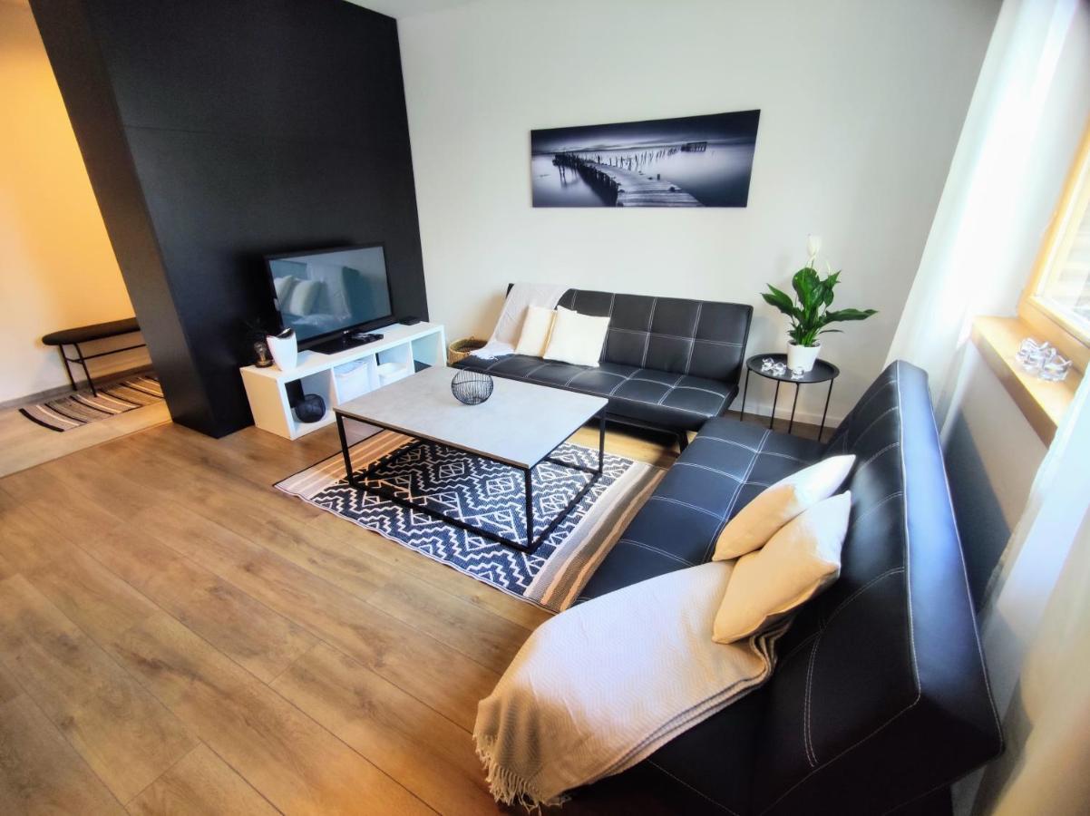 Loggia Park & Free Parking Apartment